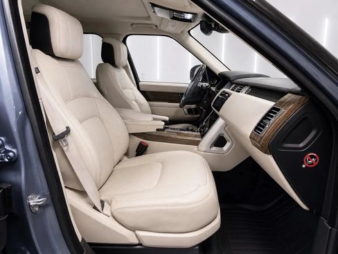 Used 2019 Land Rover Range Rover Supercharged AWD/4WD image 19