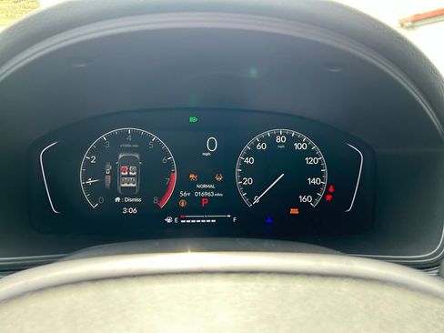 Used 2025 Honda Civic Sport image 18