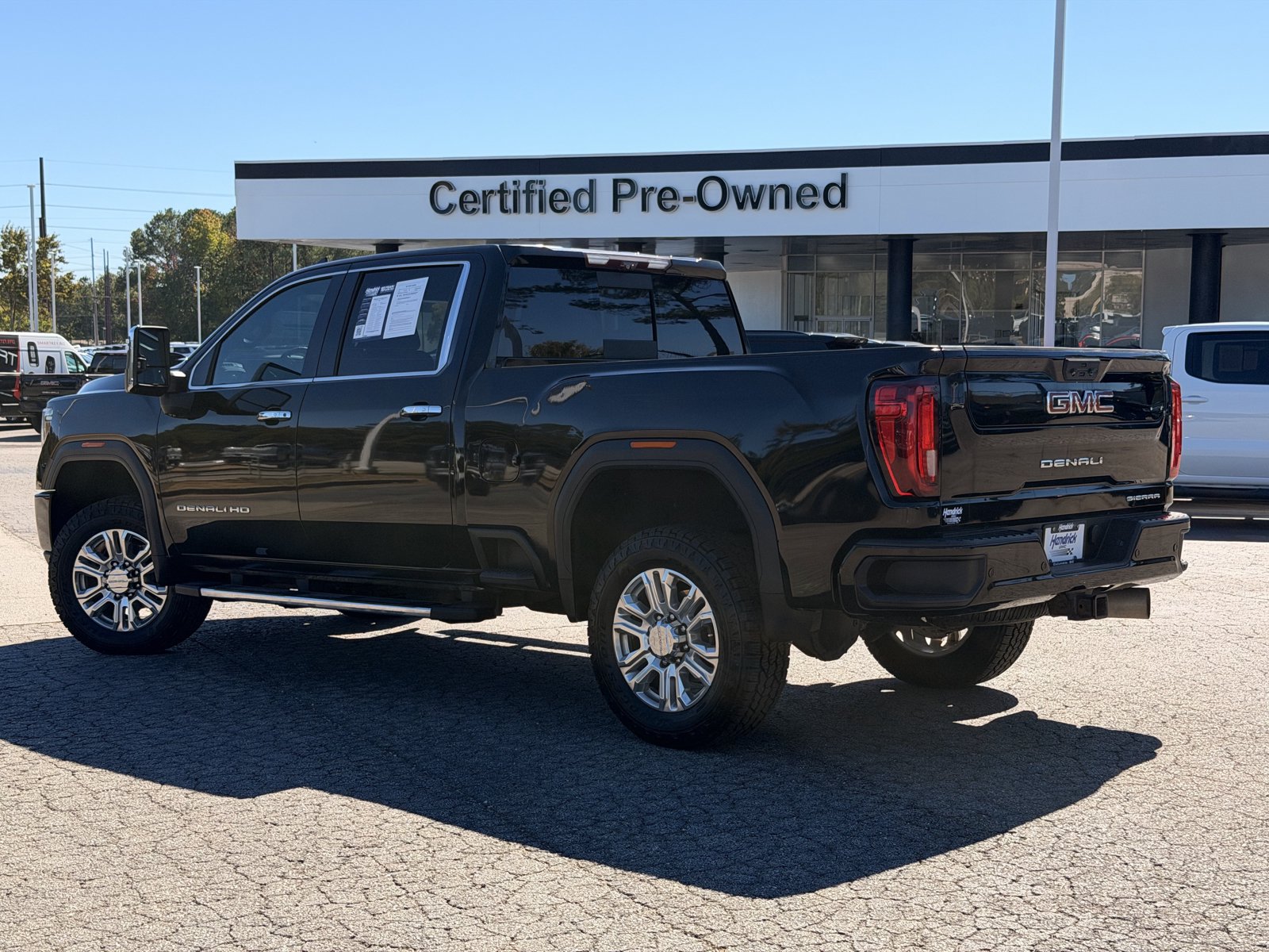 Used 2020 GMC Sierra 2500 Denali w/ Technology Package AWD/4WD image 10