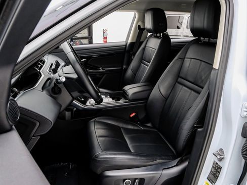 Used 2021 Land Rover Range Rover Evoque S image 32