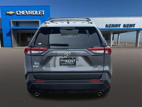 Used 2025 Toyota RAV4 LE AWD/4WD image 7