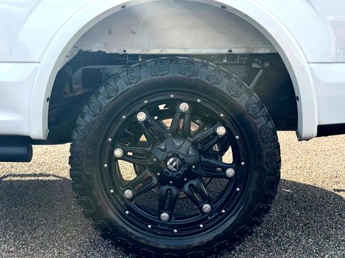 Used 2019 Ford F150 Lariat image 39