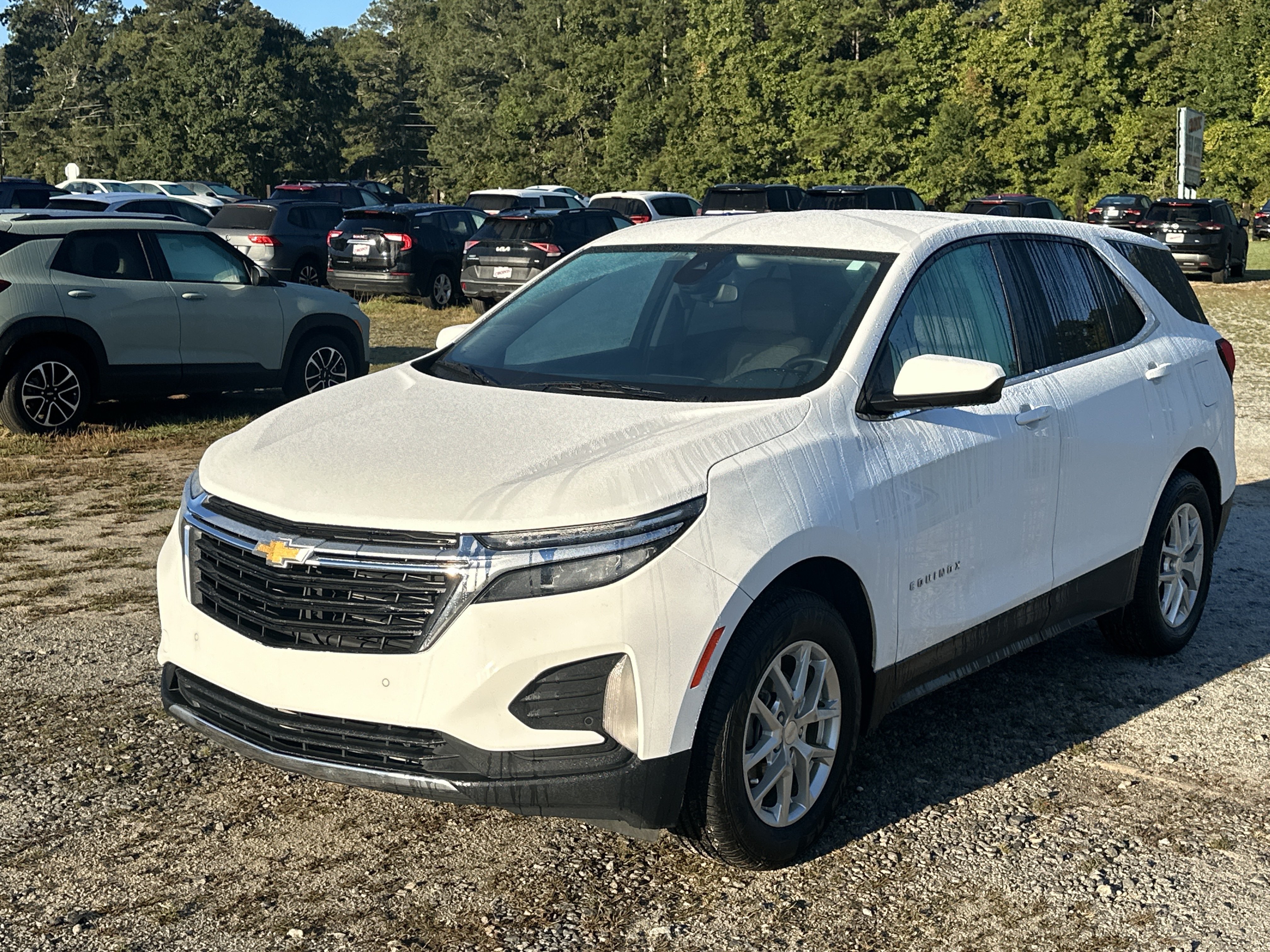 Used 2024 Chevrolet Equinox LT AWD/4WD image 1