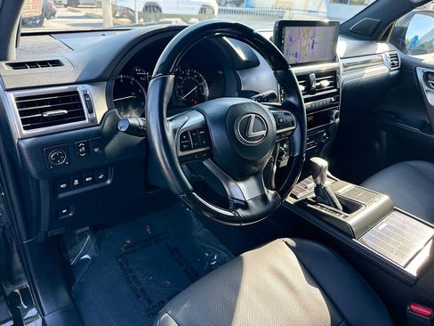 Used 2023 Lexus GX 460 Premium image 10