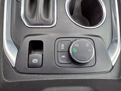 Certified 2018 Chevrolet Traverse Premier AWD/4WD image 25
