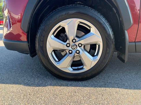 Used 2020 Toyota RAV4 Limited AWD/4WD image 27