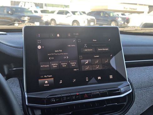 Used 2024 Jeep Compass Latitude image 19