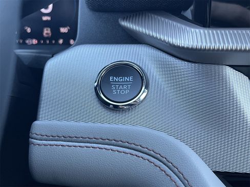 New 2026 Ford Explorer Active w/ Active Comfort Package image 5