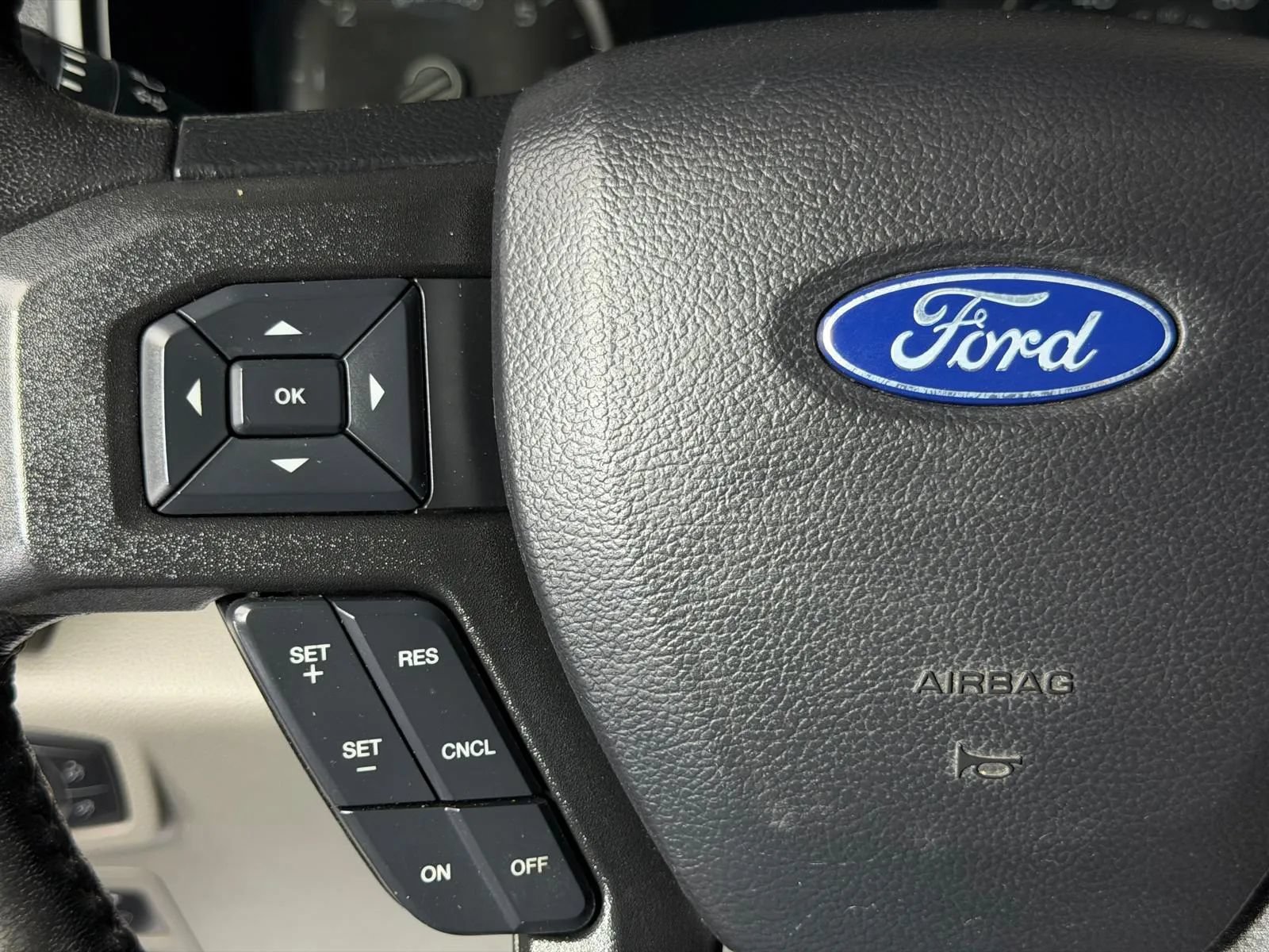 Used 2019 Ford F150 XLT w/ Equipment Group 302A Luxury AWD/4WD image 28