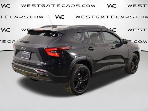 Used 2025 Chevrolet Trax ACTIV w/ Driver Confidence Package FWD image 46