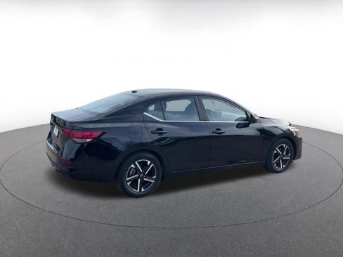 Used 2025 Nissan Sentra SV FWD image 15