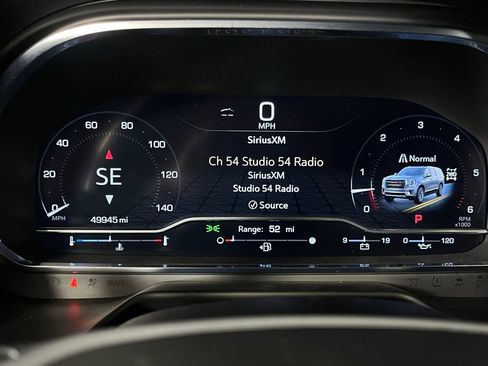 Used 2024 GMC Yukon XL SLT image 24