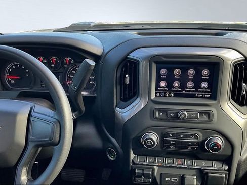 Used 2024 Chevrolet Silverado 2500 Custom w/ Custom Value Package image 11