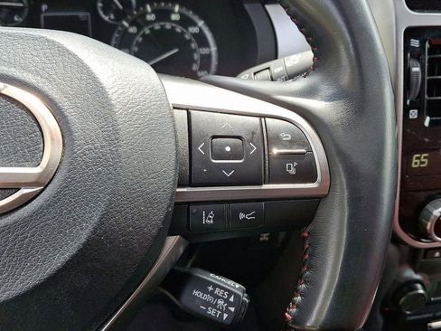 Used 2023 Lexus GX 460 Luxury image 25