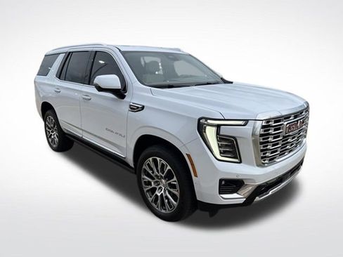Used 2026 GMC Yukon Denali w/ Denali Reserve Package RWD image 2