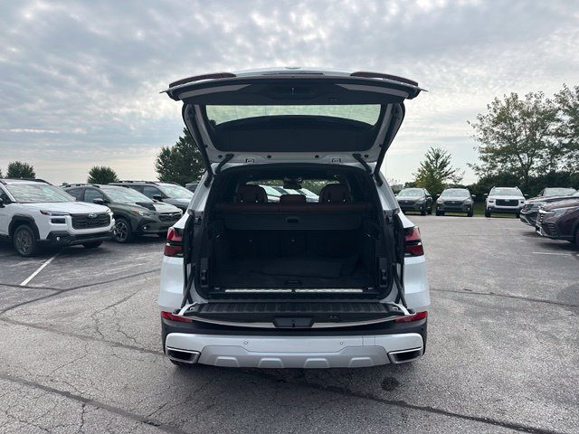 Certified 2026 BMW X5 xDrive50e w/ Climate Comfort Package AWD/4WD image 40