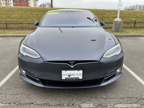 Used 2020 Tesla Model S Performance image 2