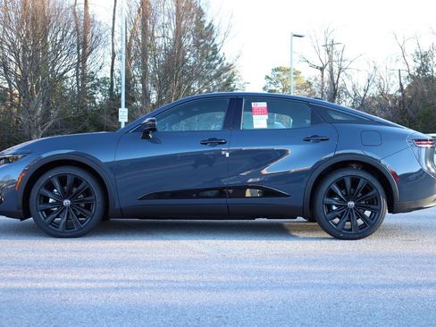 New 2026 Toyota Crown Nightshade image 2