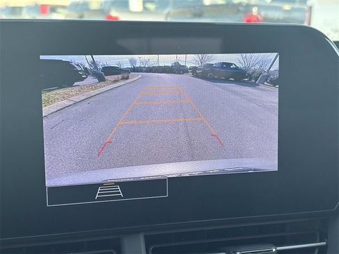 Used 2024 Chevrolet Trax RS w/ Driver Confidence Package image 31