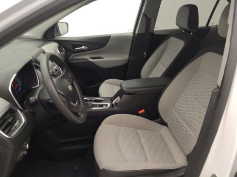 Used 2021 Chevrolet Equinox LT FWD image 17