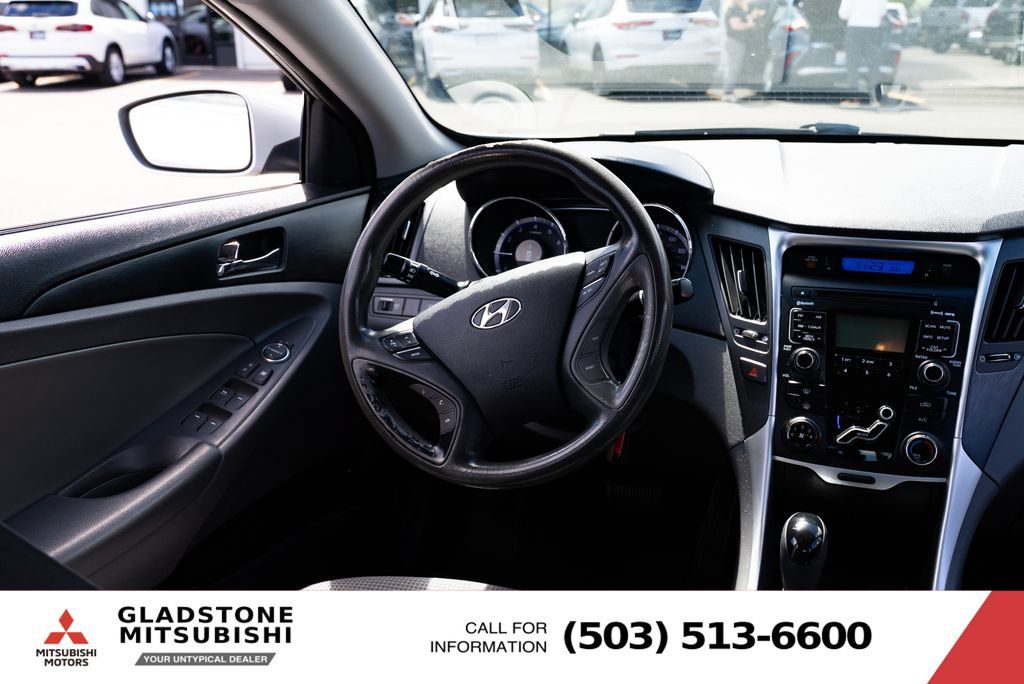 Used 2011 Hyundai Sonata GLS w/ Popular Equipment Pkg 2 FWD image 9