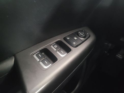 Used 2022 Kia Sportage LX FWD image 27