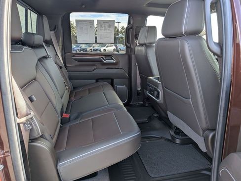 Certified 2024 GMC Sierra 2500 Denali w/ Denali Reserve Package image 21