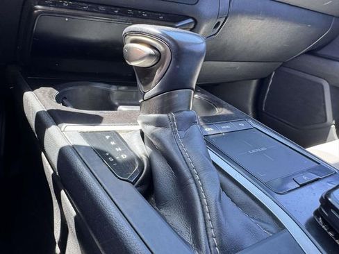 Used 2020 Lexus UX 250h w/ Premium Package AWD/4WD image 39