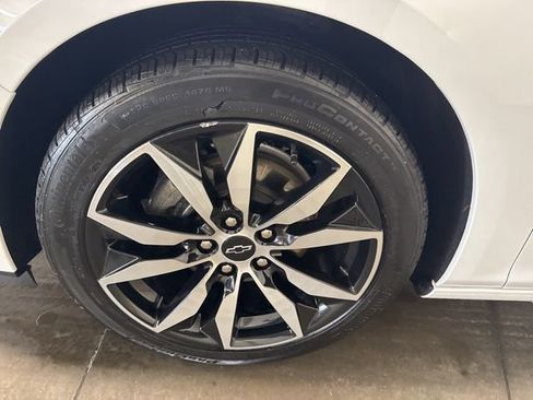 Used 2024 Chevrolet Malibu RS image 8