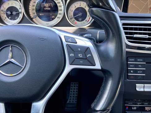 Used 2016 Mercedes-Benz E 350 4MATIC Wagon image 25