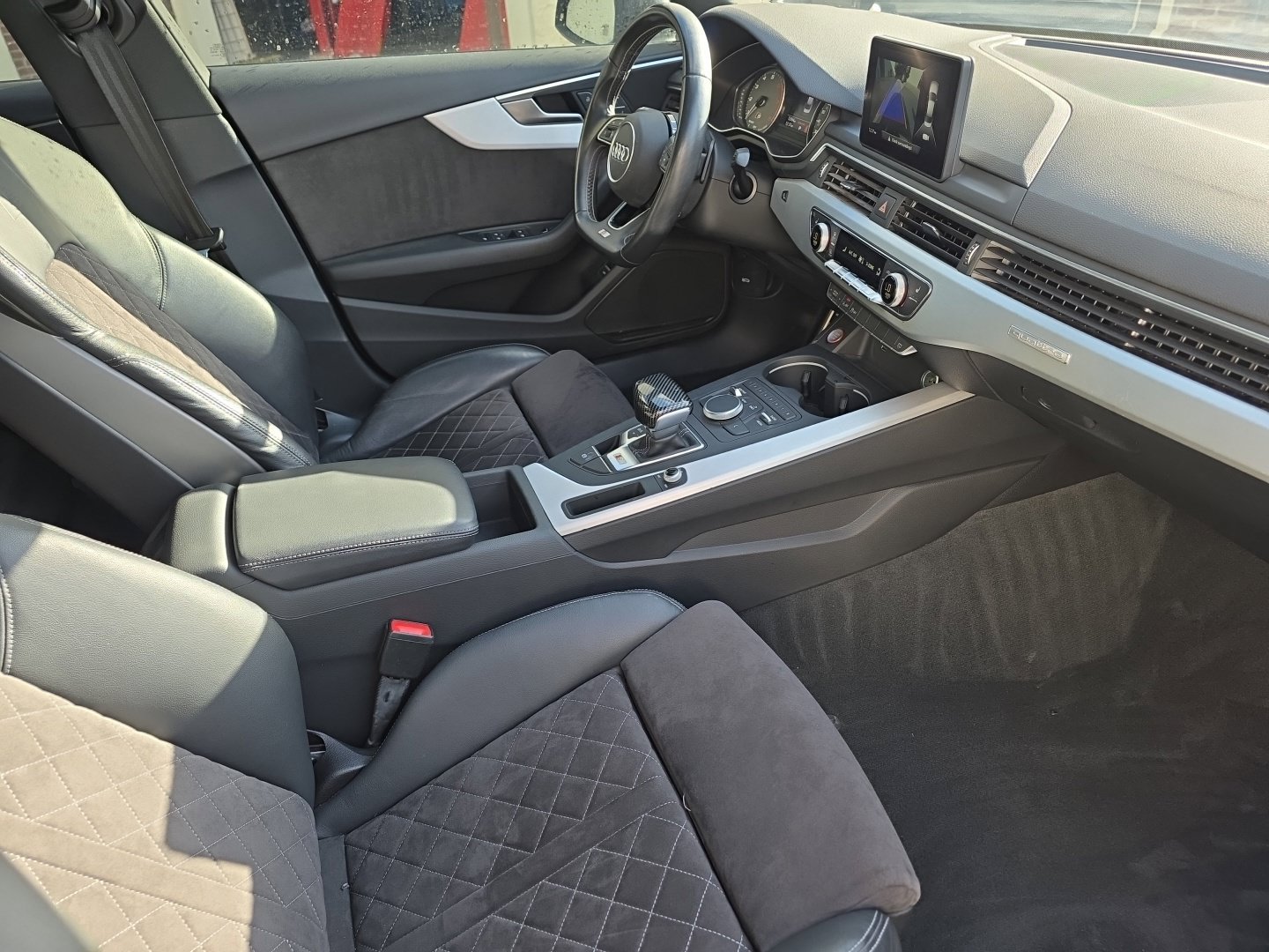 Used 2019 Audi S4 Premium w/ Convenience Package AWD/4WD image 32