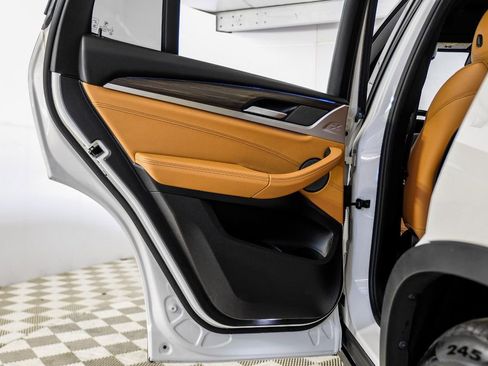 Used 2021 BMW X3 xDrive30e w/ Premium Package image 53