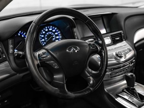Used 2019 INFINITI Q70 L 3.7 RWD image 15