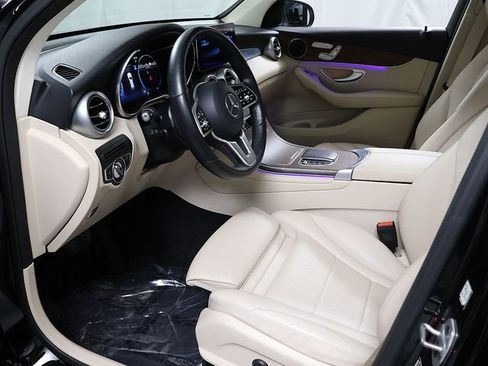 Certified 2022 Mercedes-Benz GLC 300 4MATIC image 11