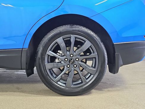 Certified 2024 Chevrolet Equinox RS AWD/4WD image 38