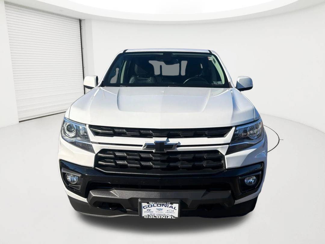 Used 2022 Chevrolet Colorado LT w/ Luxury Package AWD/4WD image 2