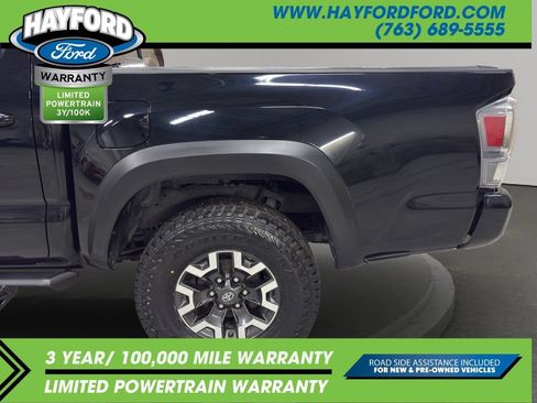 Used 2020 Toyota Tacoma TRD Off-Road w/ TRD Premium Off Road Package AWD/4WD image 28