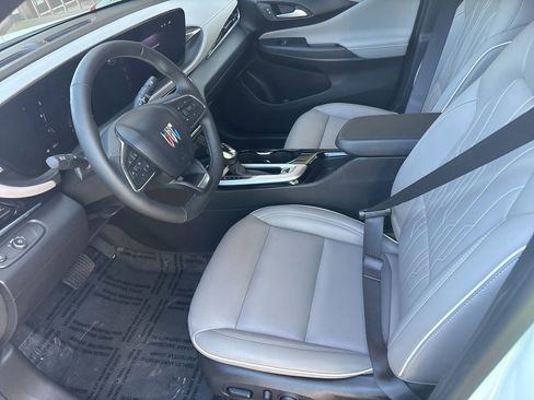 Used 2025 Buick Envista Avenir FWD image 14