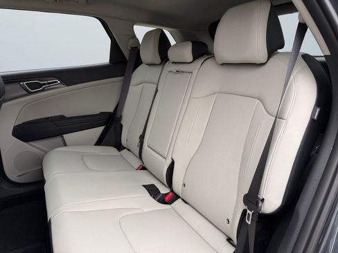 New 2026 Kia Sportage EX image 13