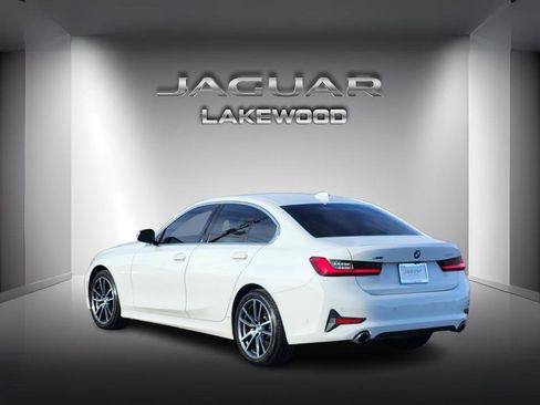 Used 2021 BMW 330i xDrive Sedan w/ Convenience Package image 3