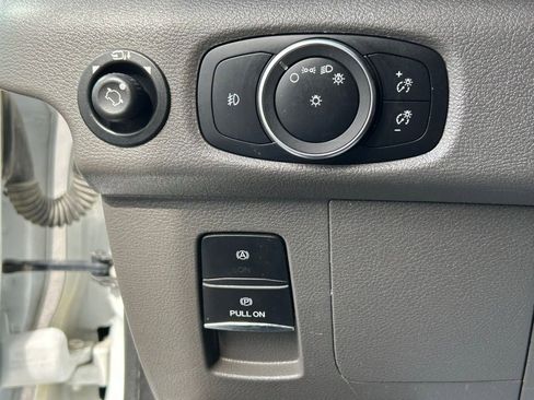 Used 2021 Ford Transit 350 148 High Roof Wagon RWD image 26