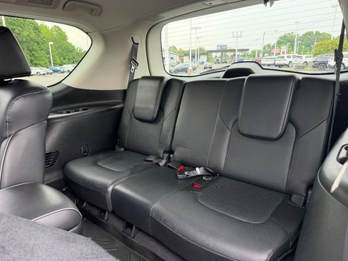 Used 2019 INFINITI QX80 Luxe AWD/4WD image 22