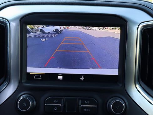 Used 2019 Chevrolet Silverado 1500 RST image 11