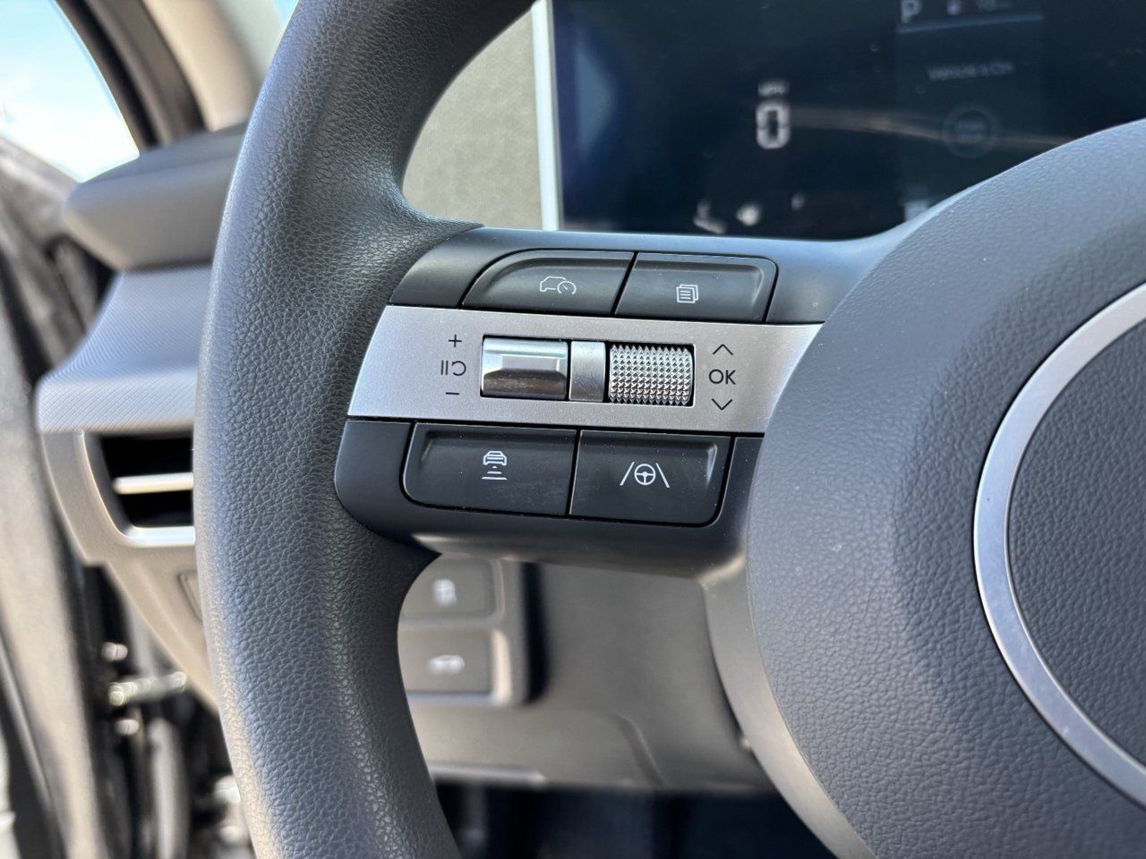 Used 2025 Hyundai Sonata SEL FWD image 26