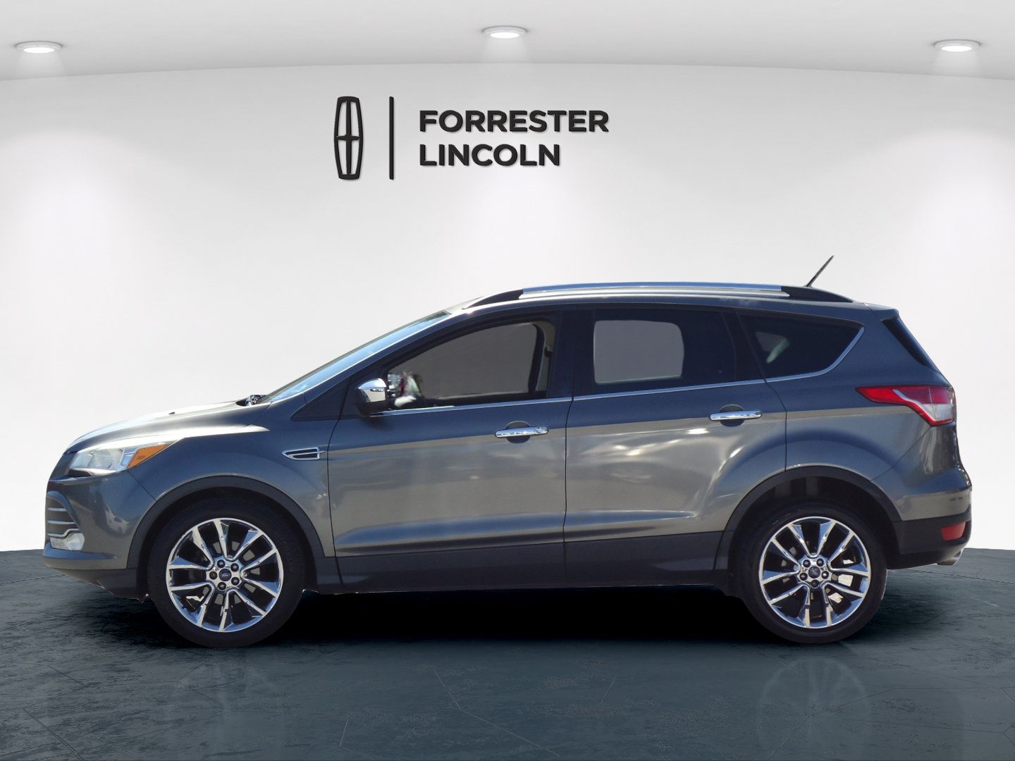 Used 2014 Ford Escape SE w/ SE Chrome Package FWD image 6