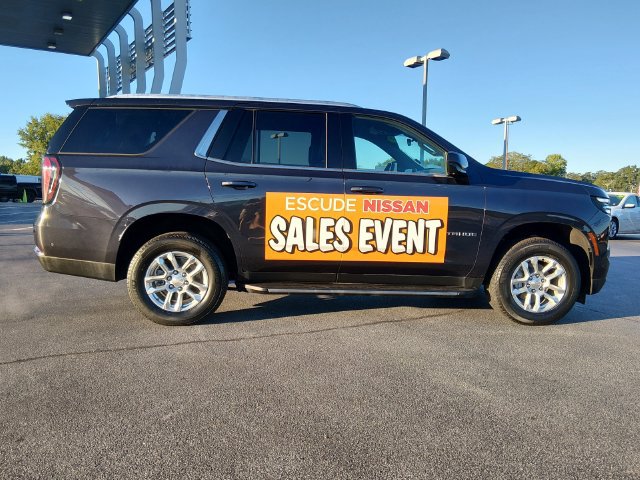 Used 2025 Chevrolet Tahoe LT RWD image 2