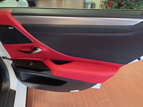 Certified 2025 Lexus ES 350 F Sport image 14