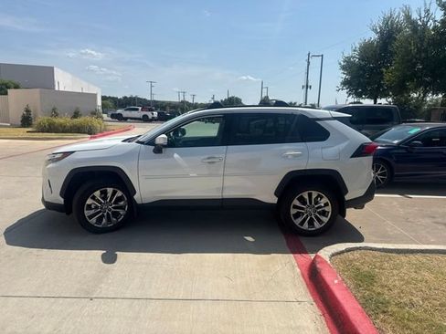 Used 2024 Toyota RAV4 XLE Premium FWD image 6