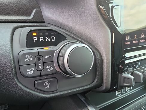 New 2026 RAM 1500 Lone Star AWD/4WD image 27