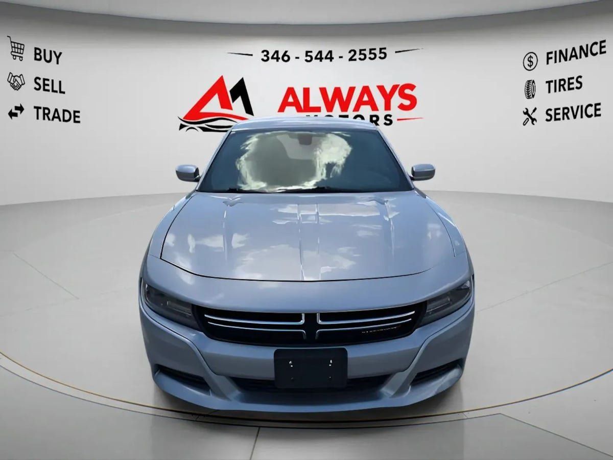 Used 2015 Dodge Charger SE w/ Popular Equipment Group RWD image 4
